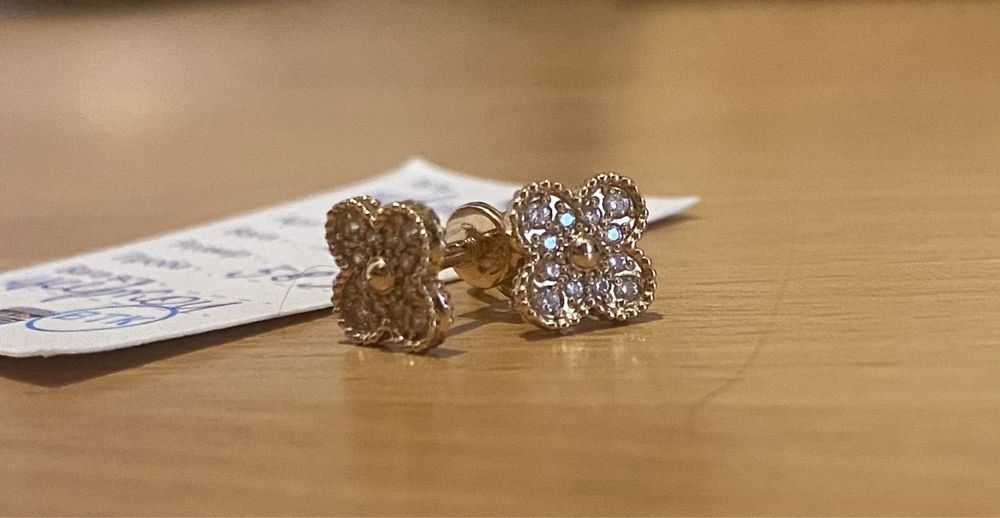 Серьги  van cleef золотые с цирконием