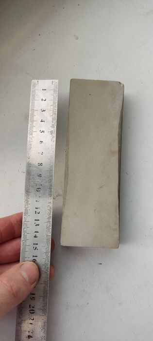 Натуральный затчной камень фирма Нортон США Queer Creeck