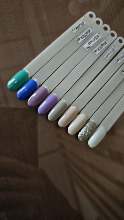 Гель лаки для манікюру