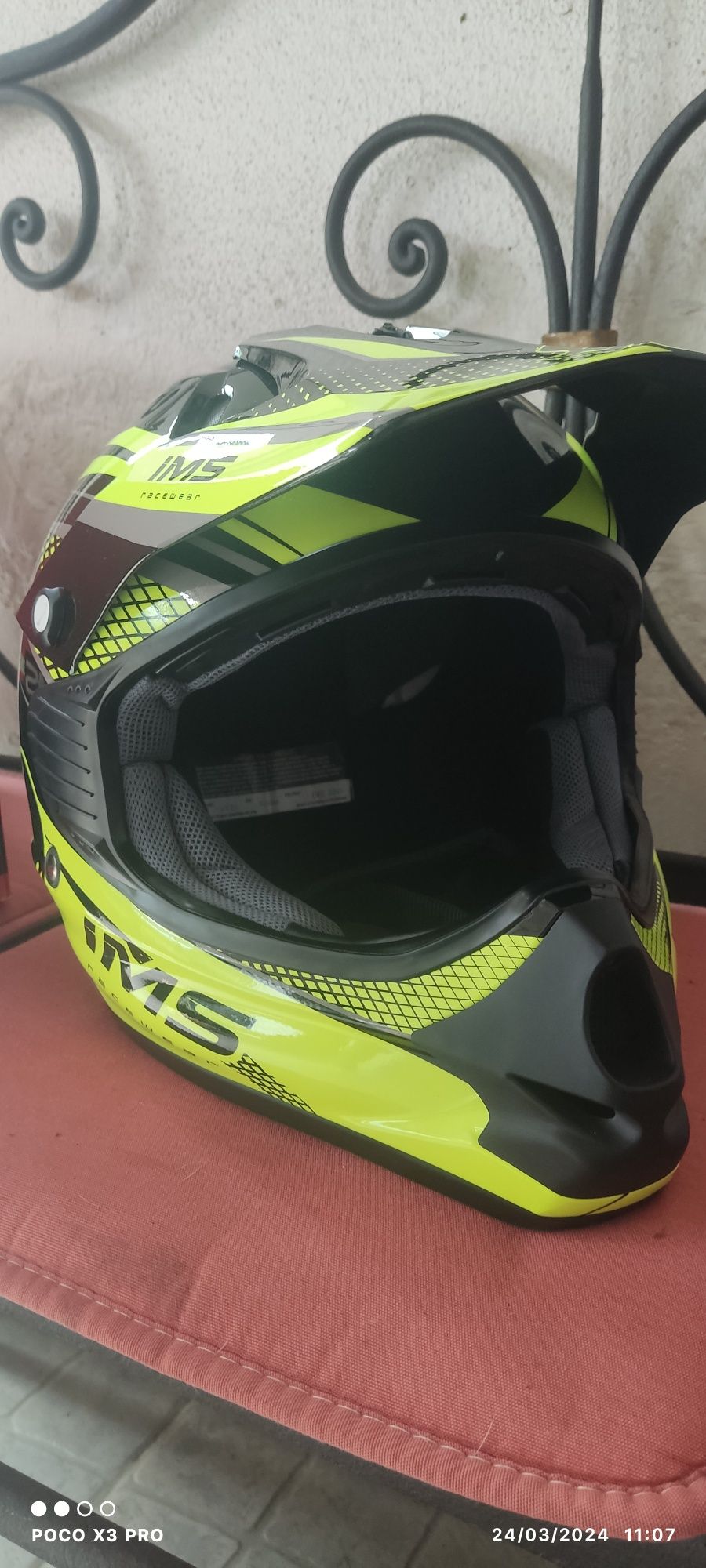 Capacete e mochila