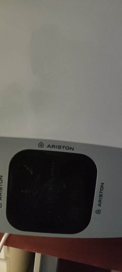 Podgrzewacz elektryczny wody Ariston