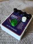 Electro-Harmonix Synth9 – syntezator w pedalboardzie (9 presetów)
