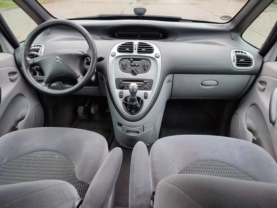 *Rodzinny Citoen Xsara Picasso 1.6 2007r - Ładny stan*