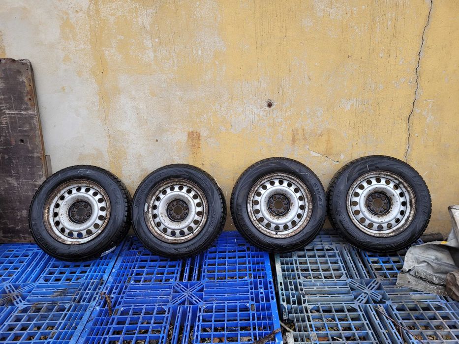 Felgi stalowe oponami zimowymi Citroen Jumpy 5X100 Kingstar 195/65/15