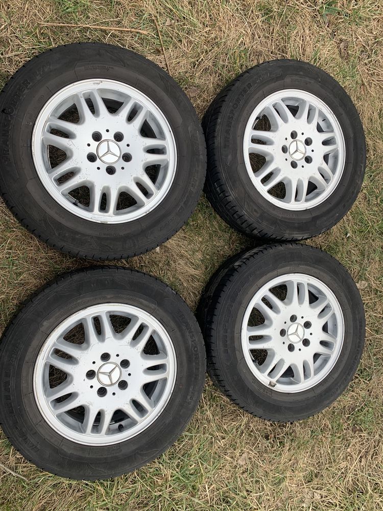Oryginalne felgi Mercedes vito/viano w639 z oponami 215/65r16c 2021r.