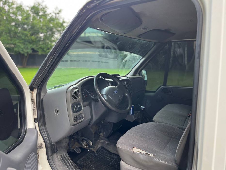 Ford Transit Довга база