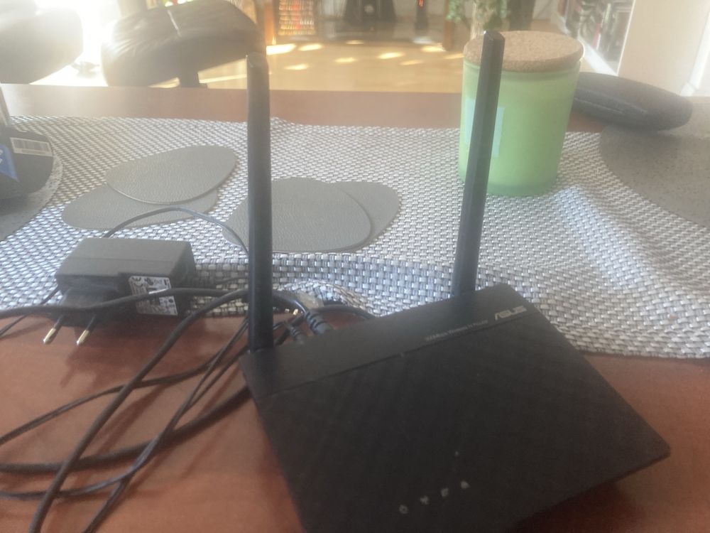 Sprzedam ruter Asus Fast .Easy.Stable