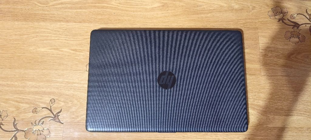 Ноутбук HP AMD Ryzen 3 2200U, 4GB DDR4, SSD 128 Gb, Full HD 1920x1080