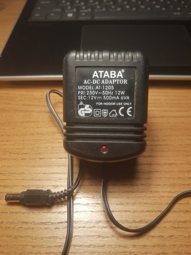 Зарядне Ataba AT-908 для ААА АА
