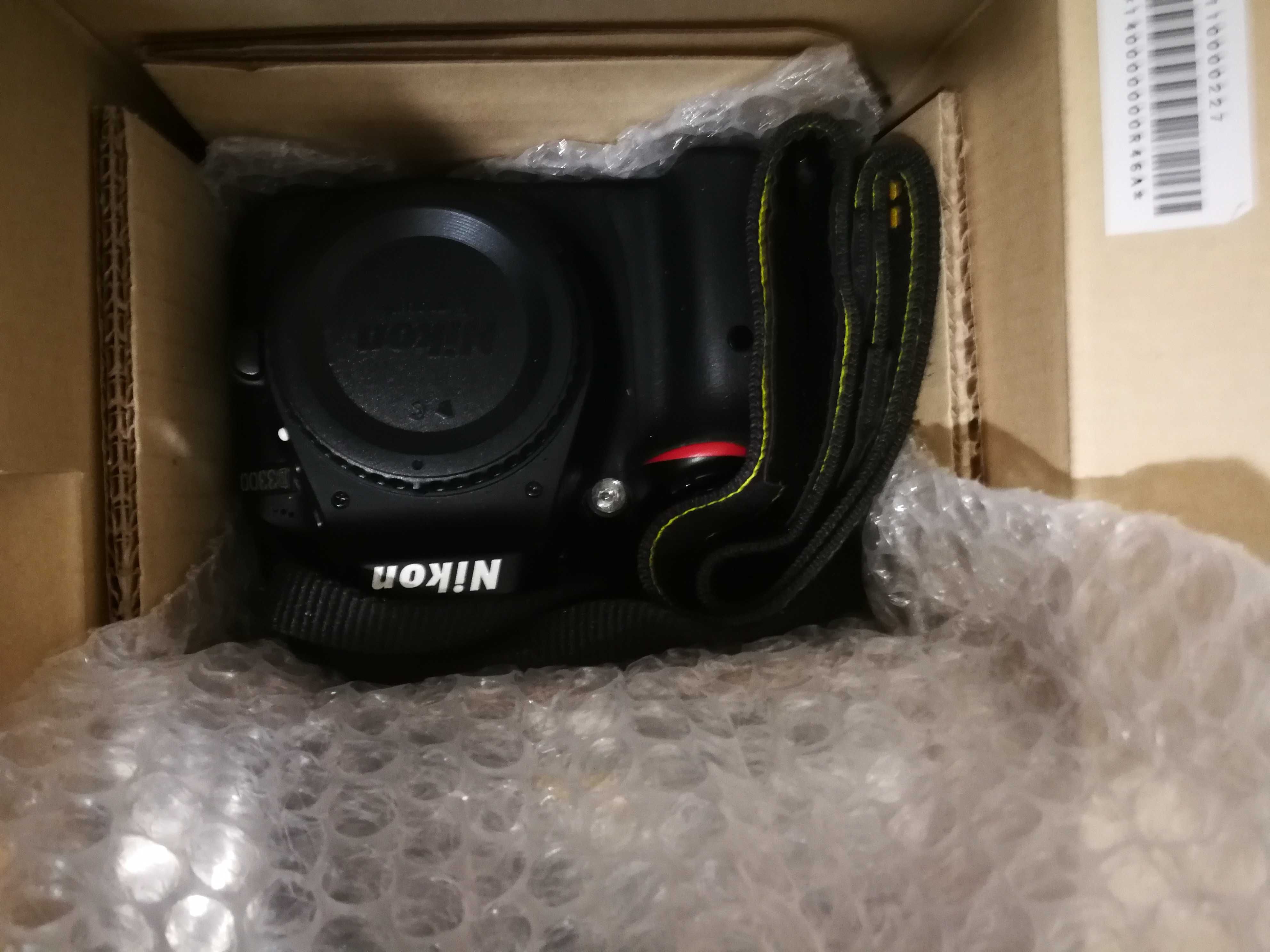 Продам D3300 18-55 VR ll Kit