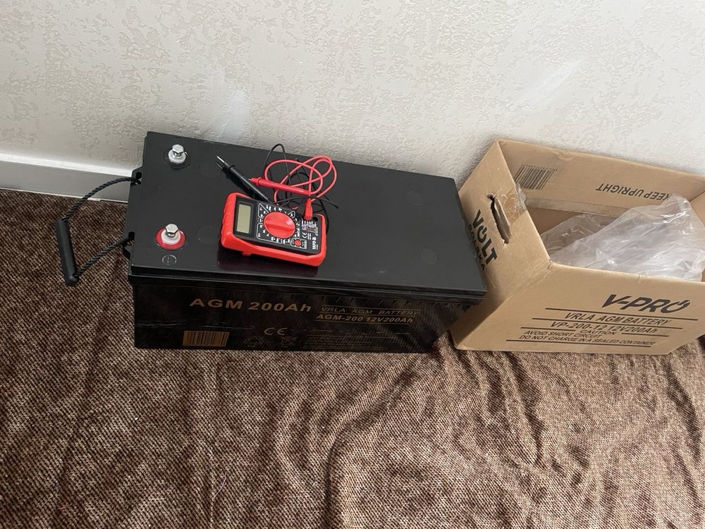 Акумуляторна батарея акумулятор Volt Polska AGM 12V 200Ah VRLA
