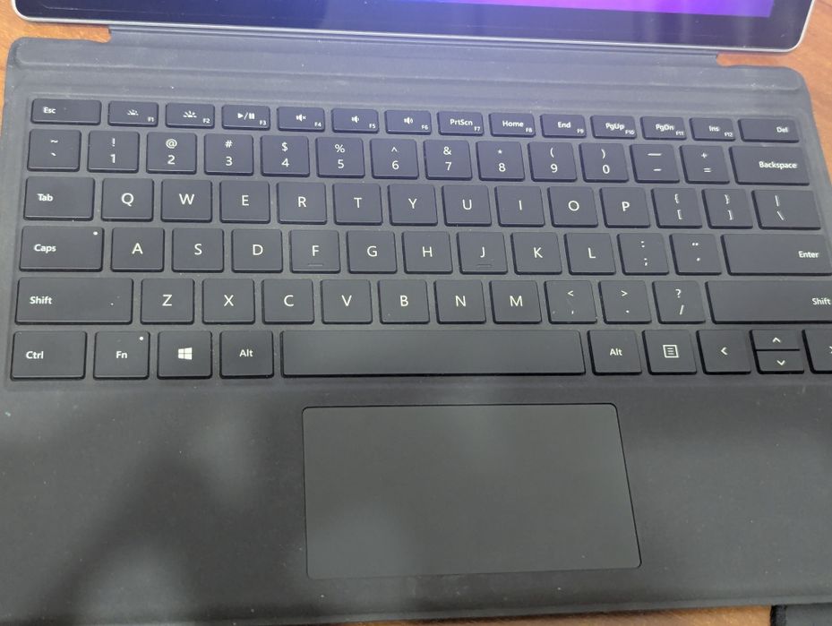 Планшет Microsoft surface pro 6 i5 8250u 8/128