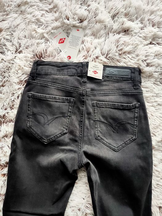 Czarne jeansy Lee Cooper