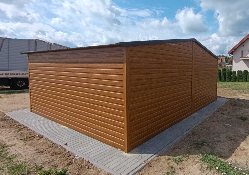 Garaż blaszany dwustanowiskowy 6×5m dach dwuspadowy, złoty dąb PREMIUM