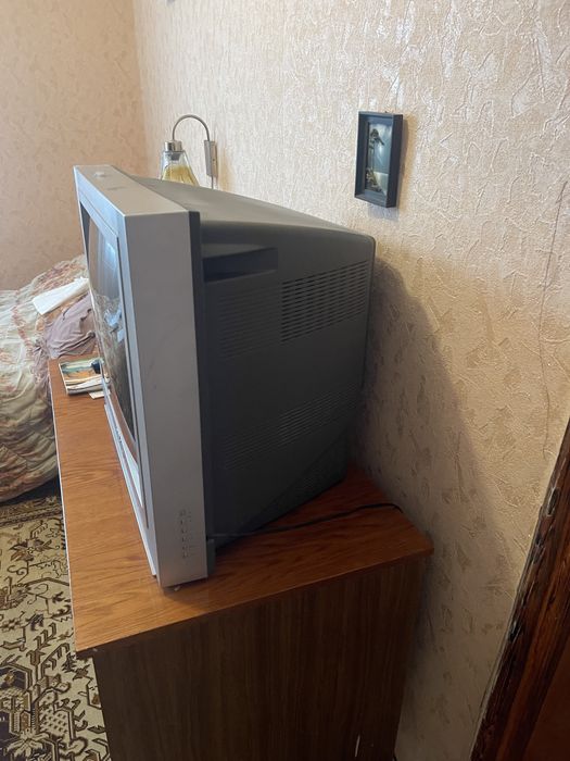 Продам телевізор