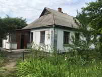 Частина будинку в смт.Вороновиця, вул. Молодіжна. Дві окремі спальні.