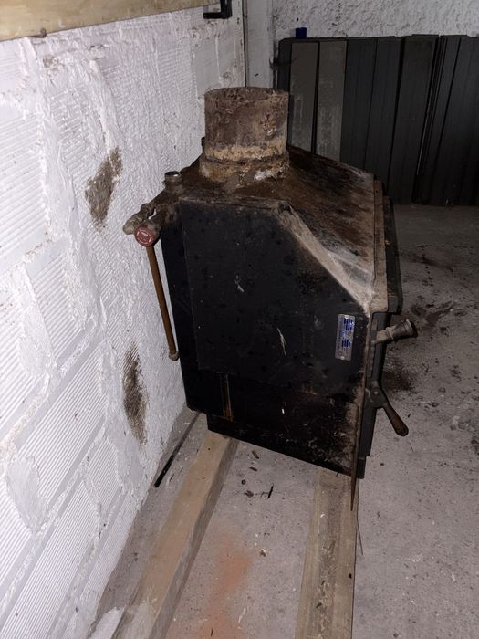 Recuperador a lenha com sistema de aquecimento de agua se nessesitar e