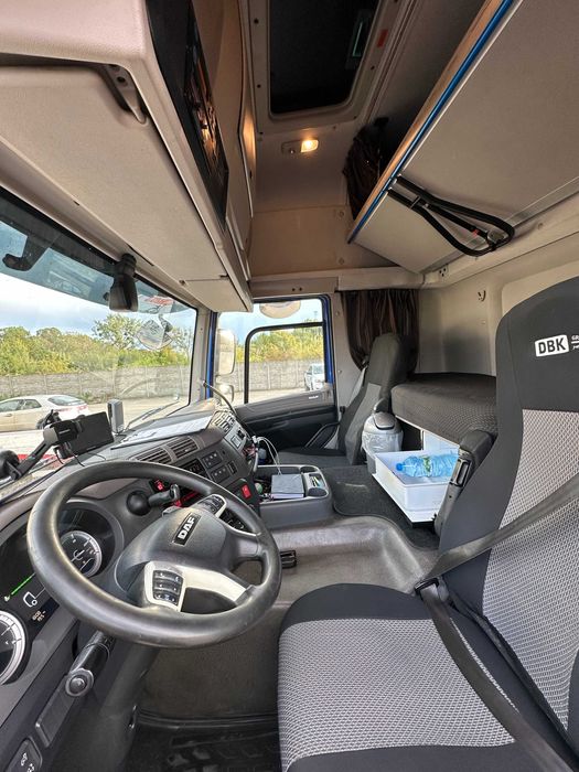 Ciągnik siodłowy DAF CF 450 ADR