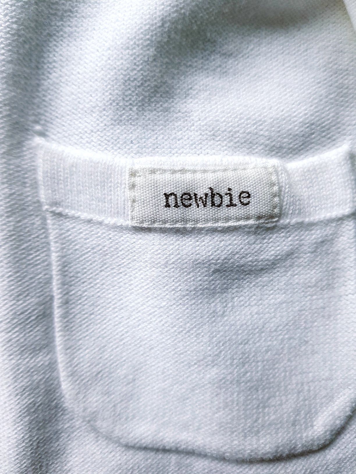 Newbie Nowy sweterek to 86 dla dziewczynki lub chlopca.