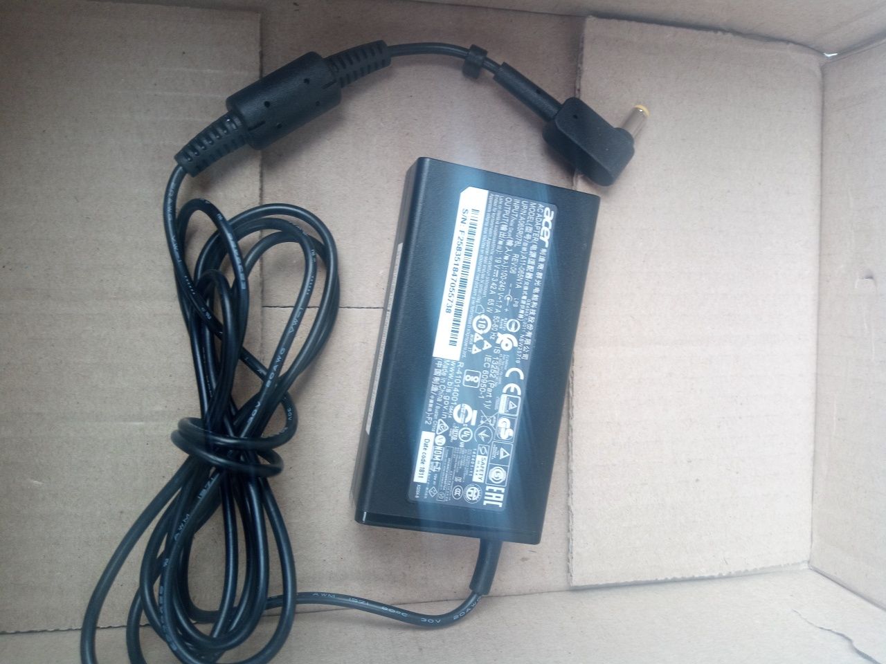 Acer  5.5 * 1.7 65w 19V 3.42А  Оригінал Блок питания живлення