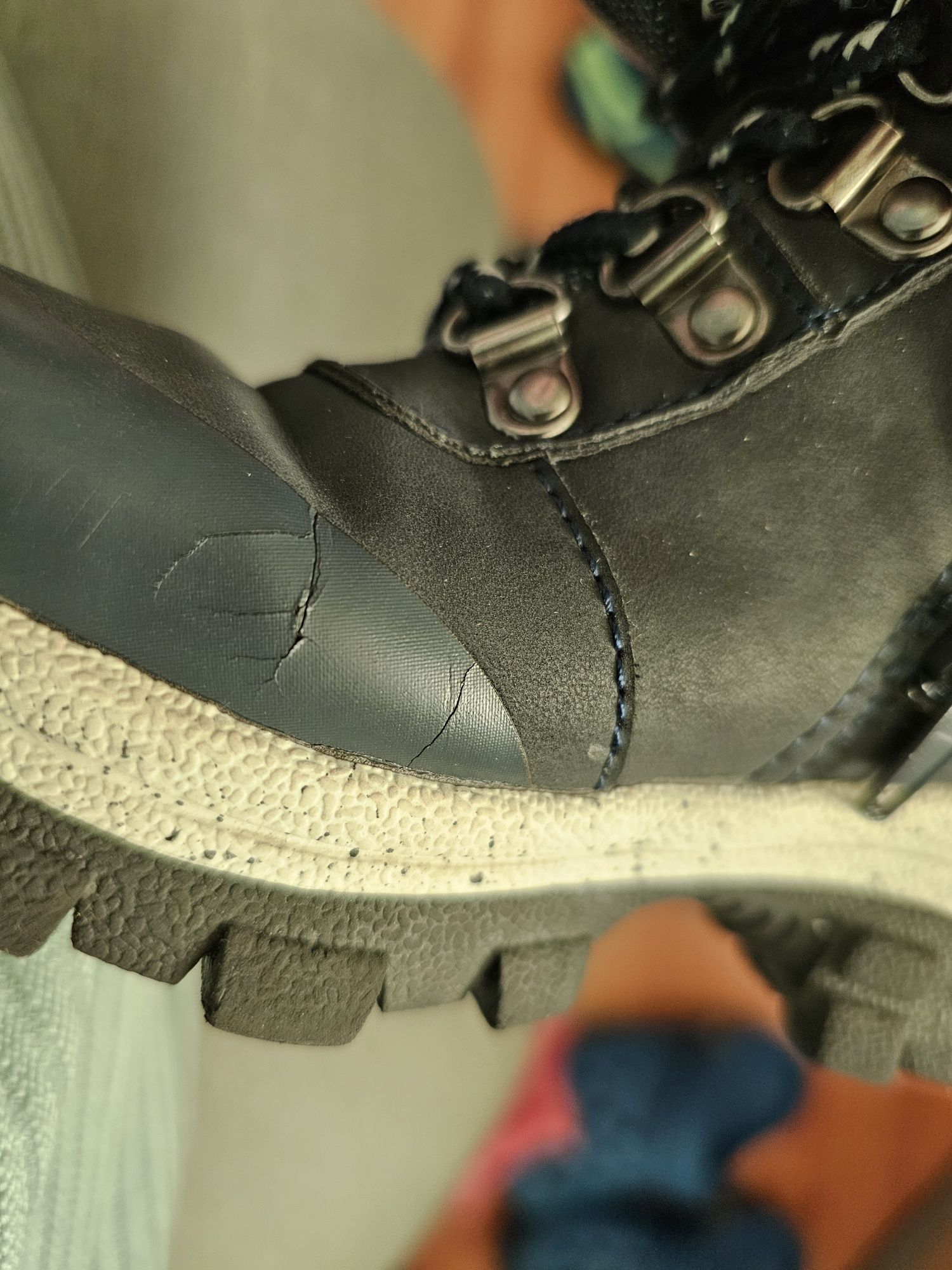 Zimowe buty dla chłopaka