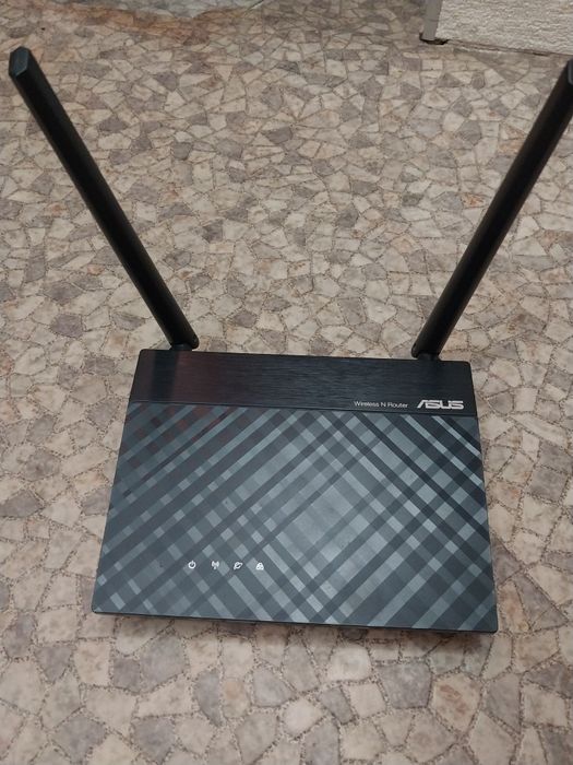 Продам вай фай роутер в рабочем  и хорошем состоянии