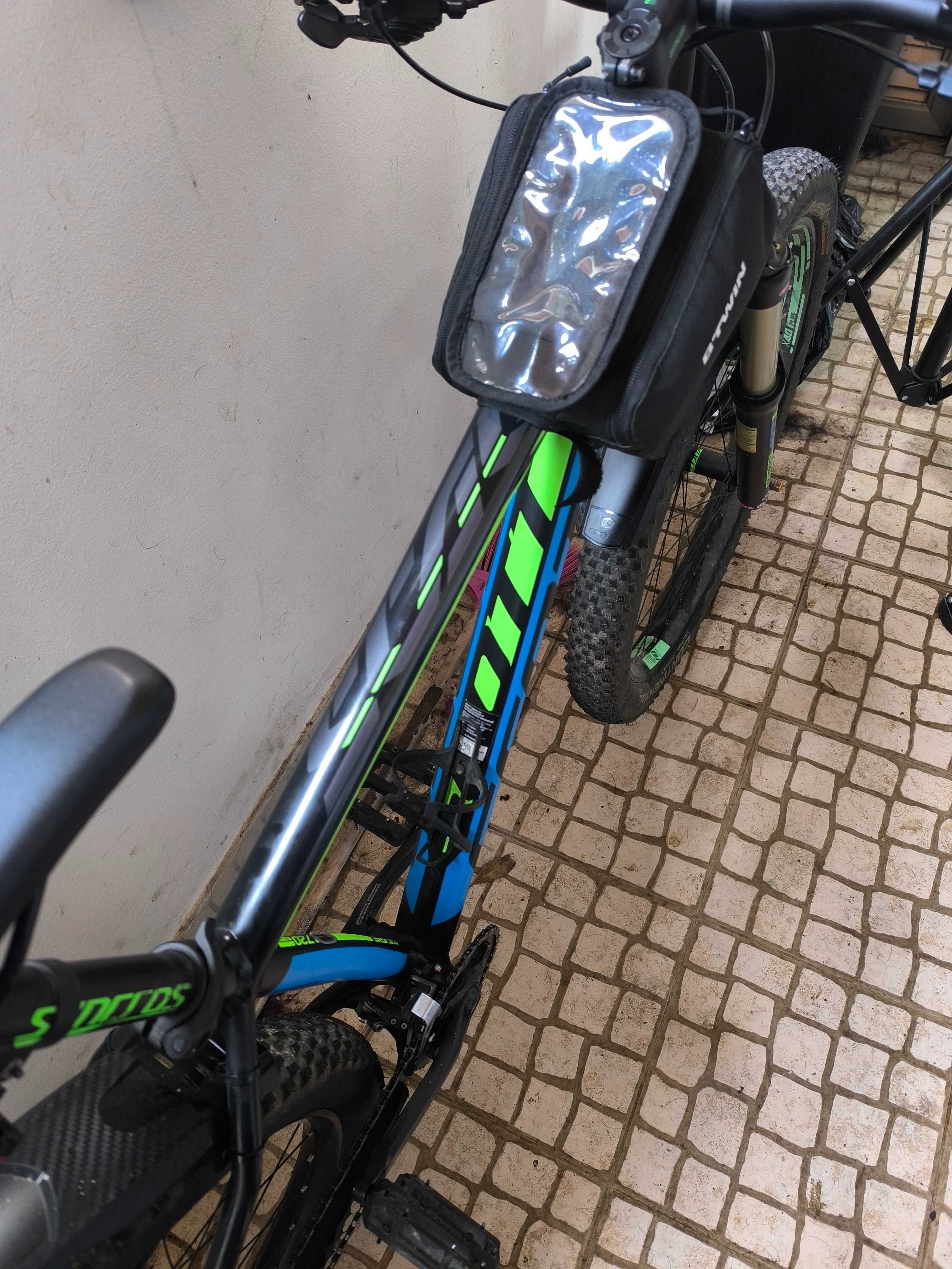 Scott Scale 720 Plus