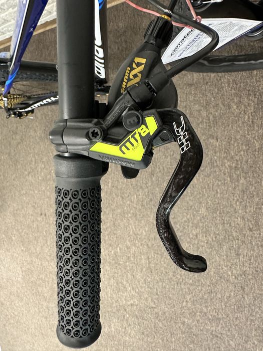 Rower górski MTB XC Corratec Revolution XX1 karbon magura SiD