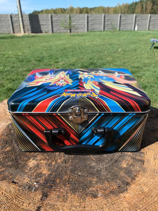 Super klimat i spory potencjał - 9 - Puste metalowe puszki.