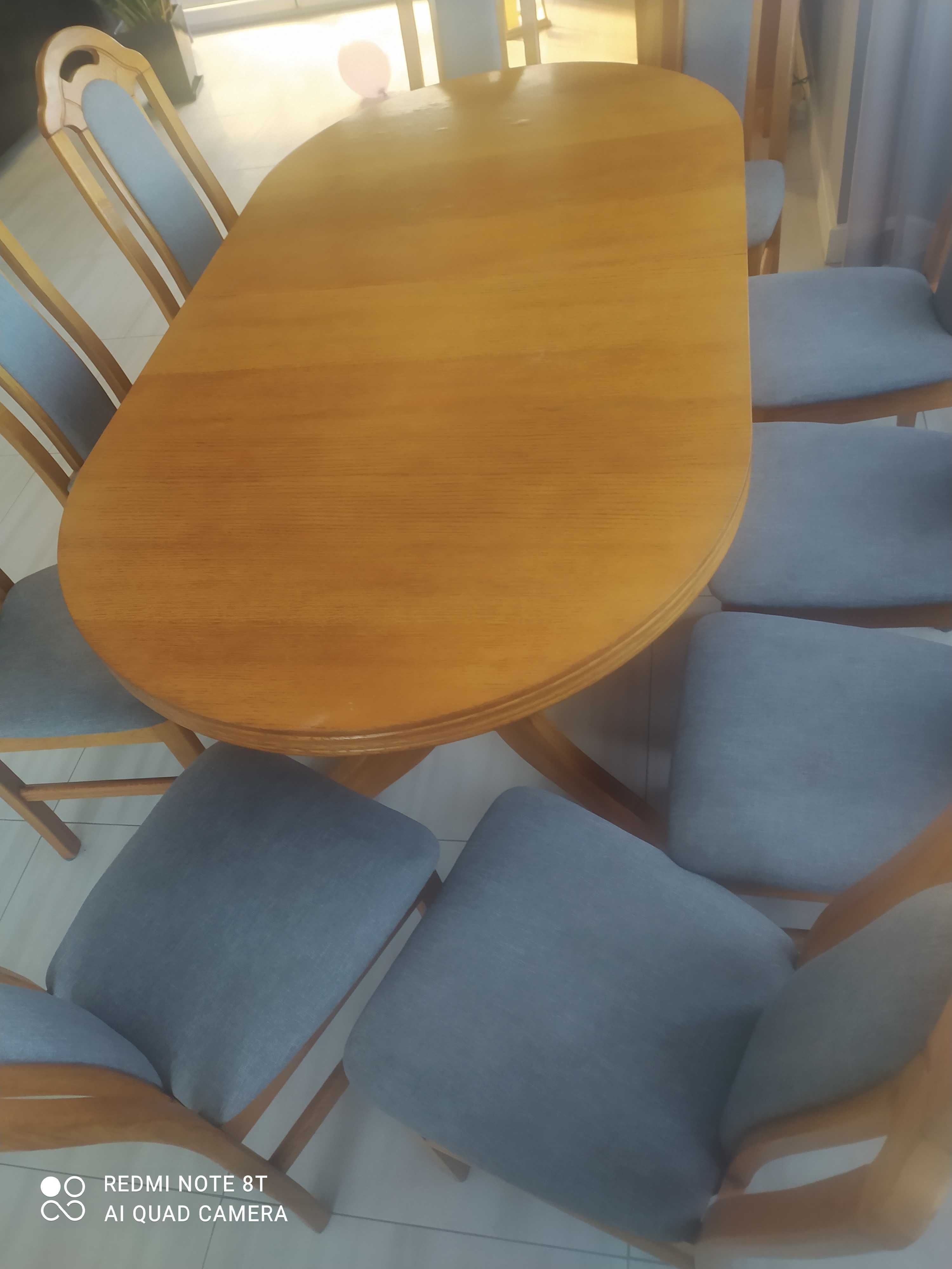 Stół dębowy plus krzesła