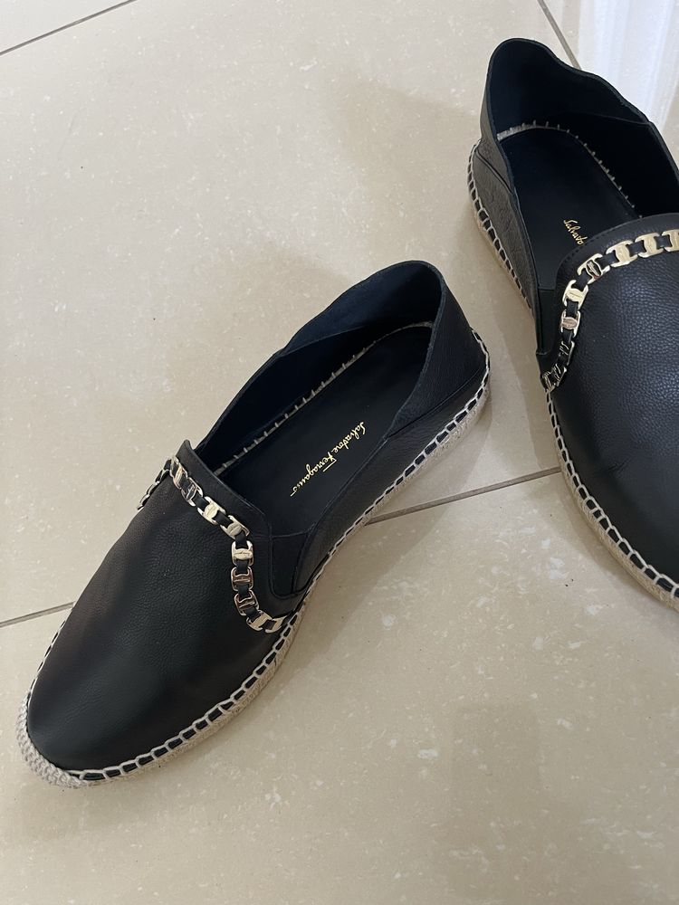 Еспадрильї жіноче взуття Salvatore Ferragamo.  . Довжина устилки 26 см