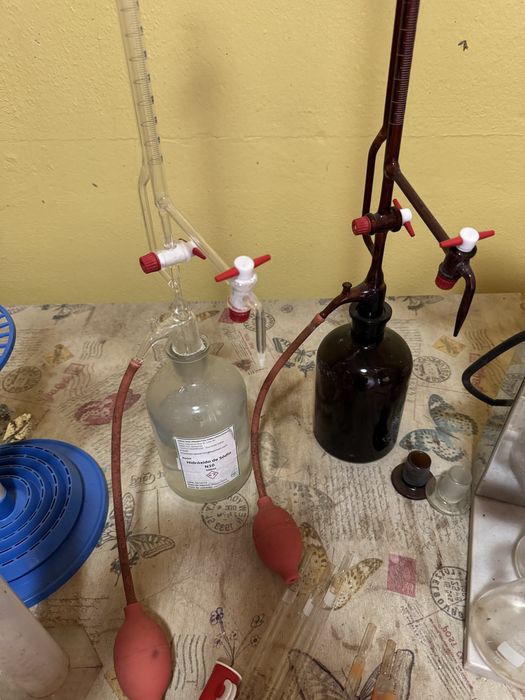 Equipamentos para analise de vinhos