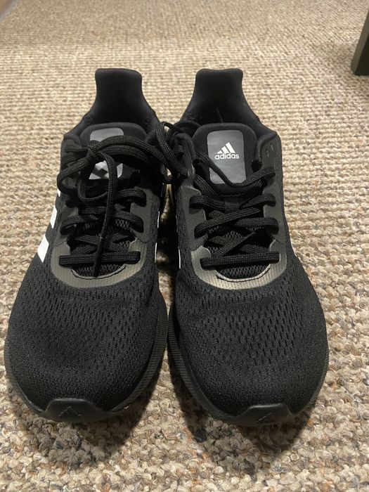 Adidas  41 wkl 27 j. Nowe, tanio