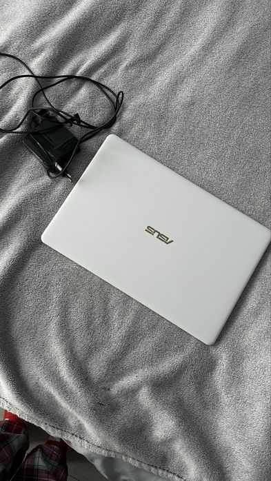 Ноутбук Asus X510U