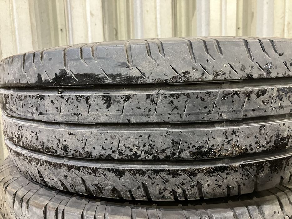 Continental 225 75 r16c