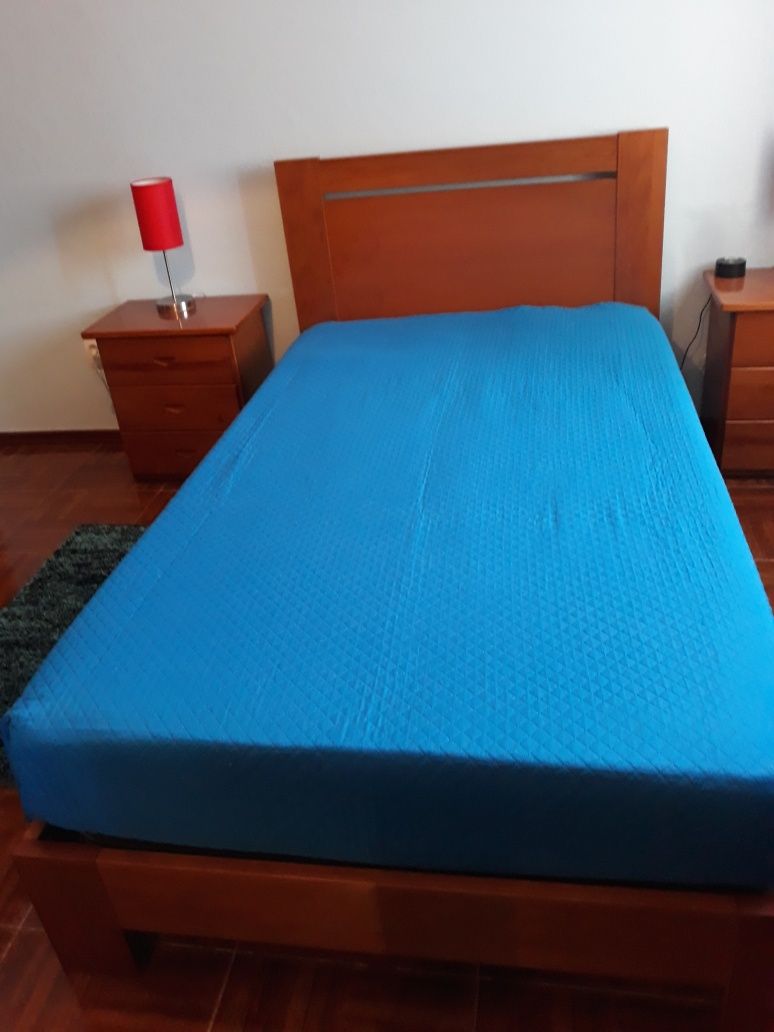 Cama com colchão