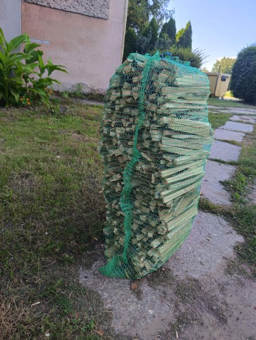 Drewno rozpałkowe suche sosnowe. Duże worki