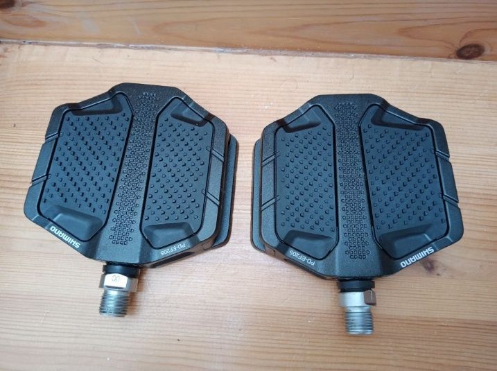 Pedały platformowe Shimano PD-EF205. Pedały do roweru.