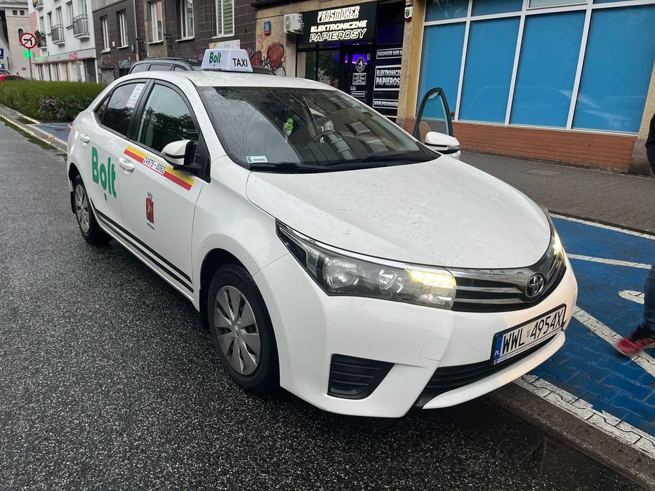 Wynajem Toyota Corolla, Fabia - Bolt, Uber, taxi Warszawa, BLINKERS