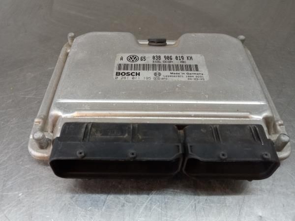 Centralina motor / ECU VOLKSWAGEN Bora (1J2)