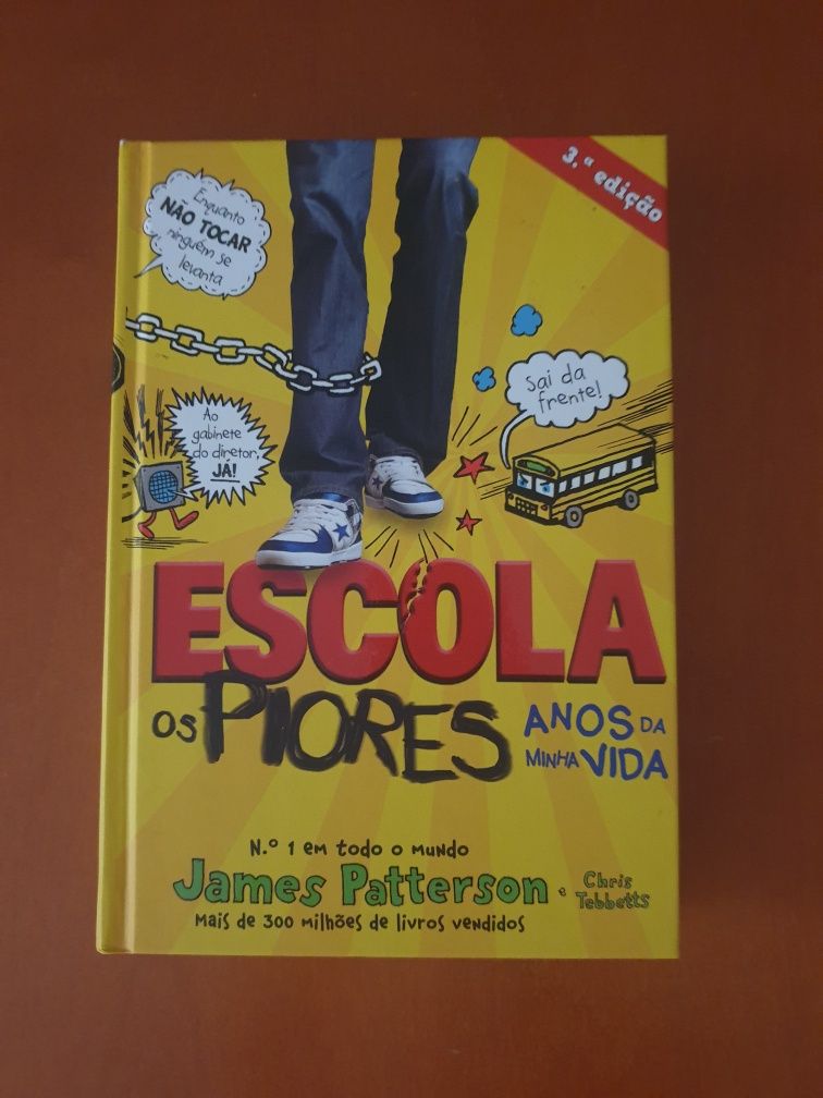 Livros "Escola" e "Eu cómico "