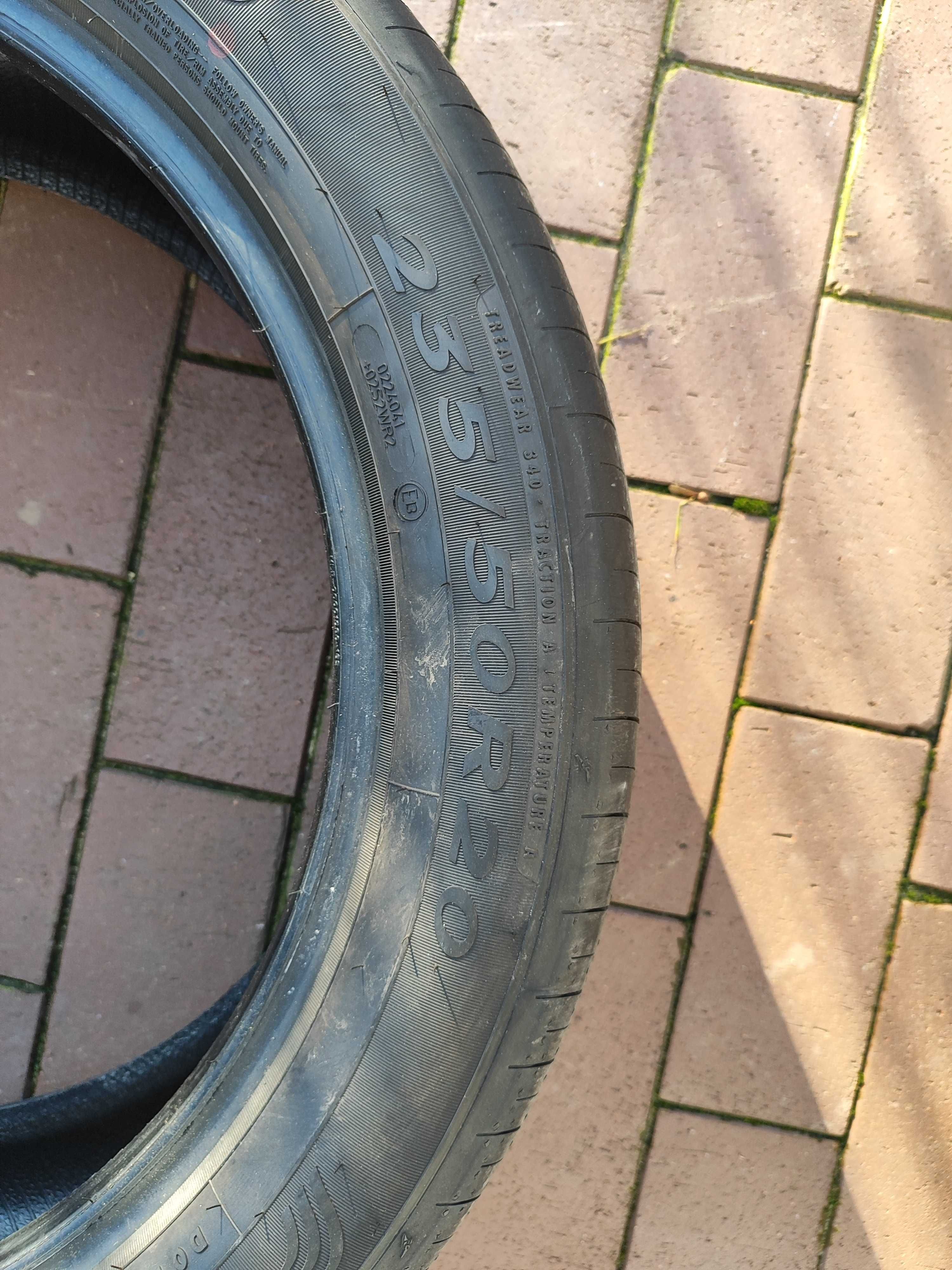 Goodyear Efficientgrip Performance SUV 235/50 R20 104W XL