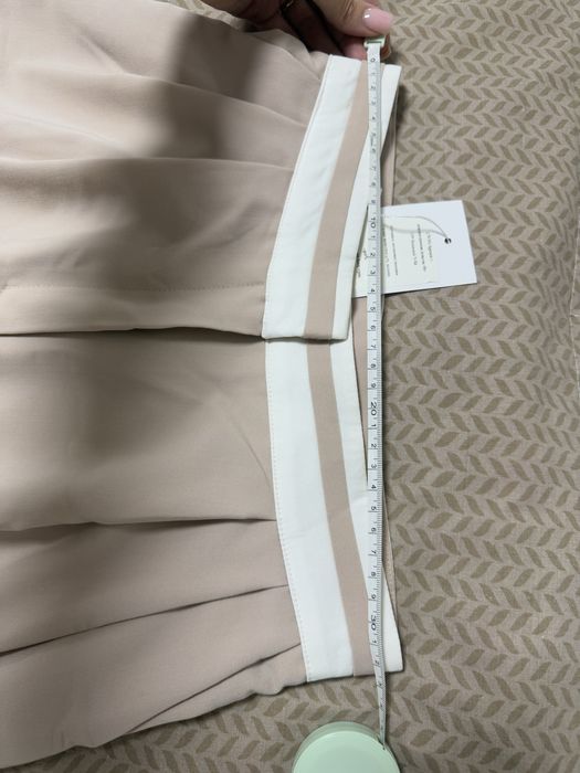 Штани нові С-М бежеві