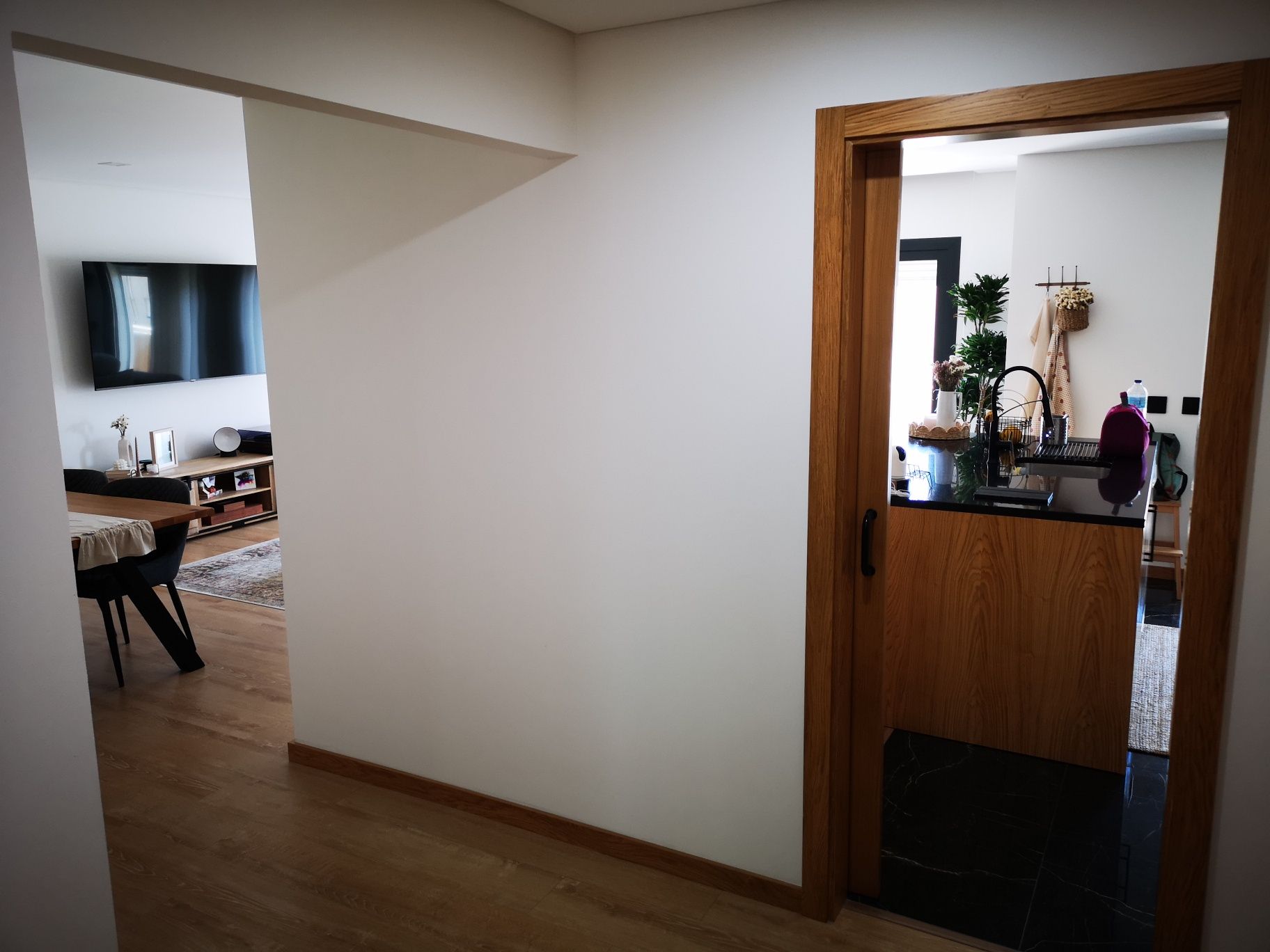 Vendo apartamento T3 em Creixomil, como novo, completamente restaurado