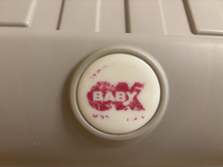 Muda fraldas/suporte de banheira OKBABY