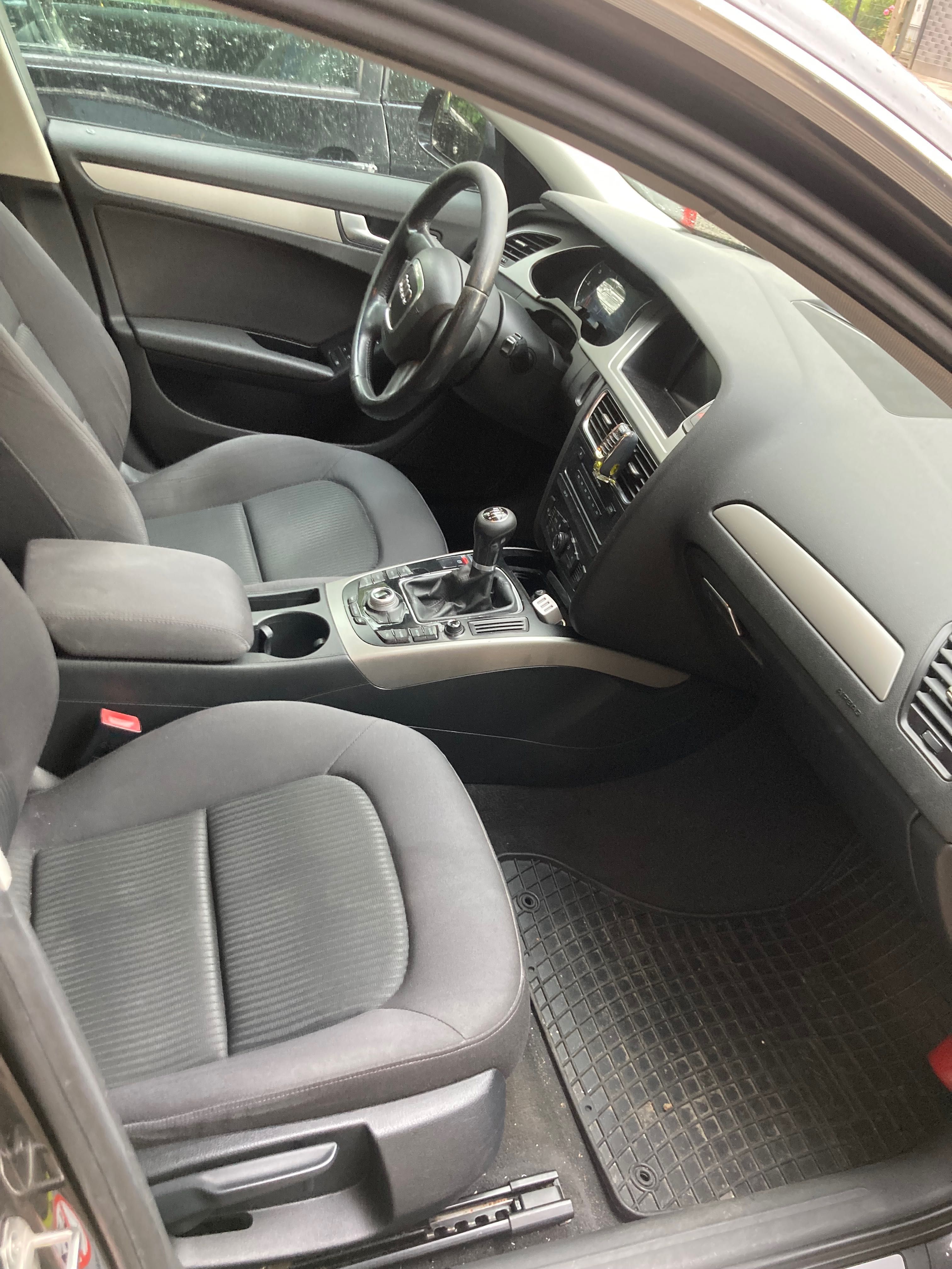 Sprzedam Audi A4 B8