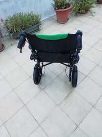 Cadeira de rodas de liga leve