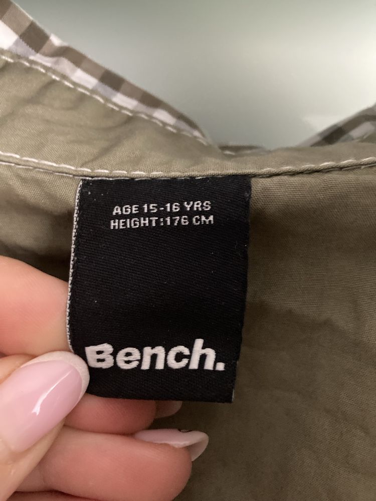 Koszula chłopięca marki Bench na 176cm