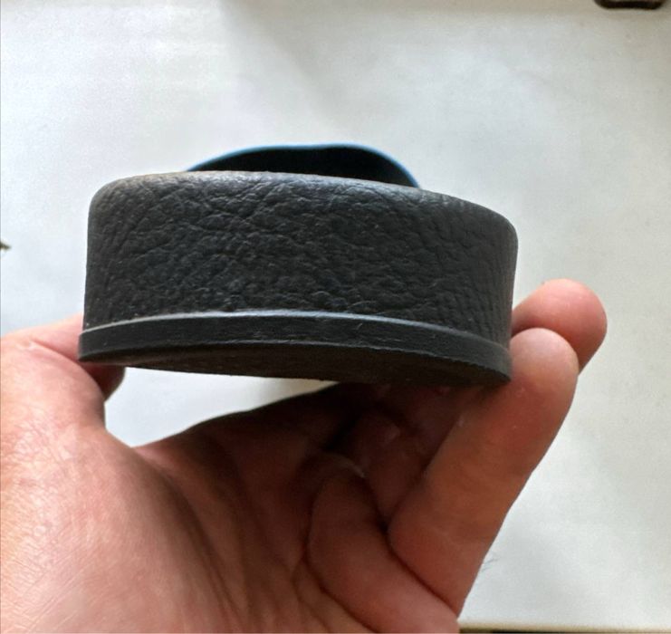 Продам кожаные тапки , оригинал …