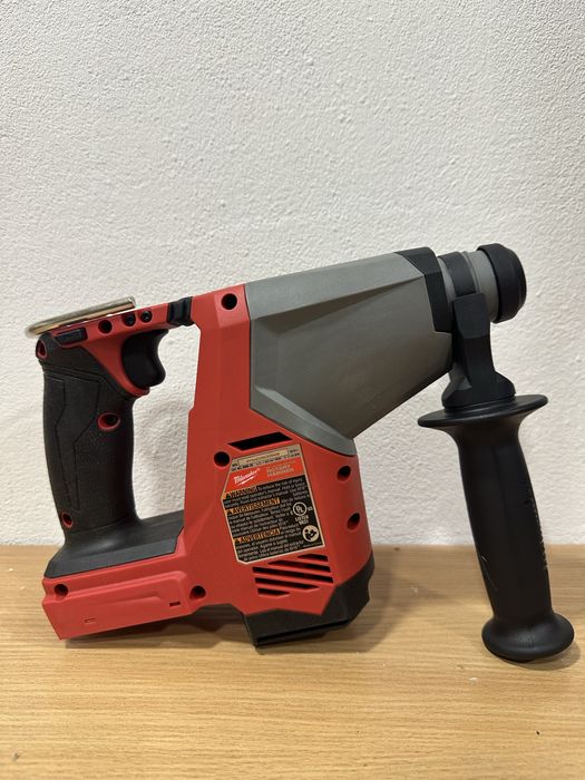 Безщітковий перфоратор milwaukee 2908-20